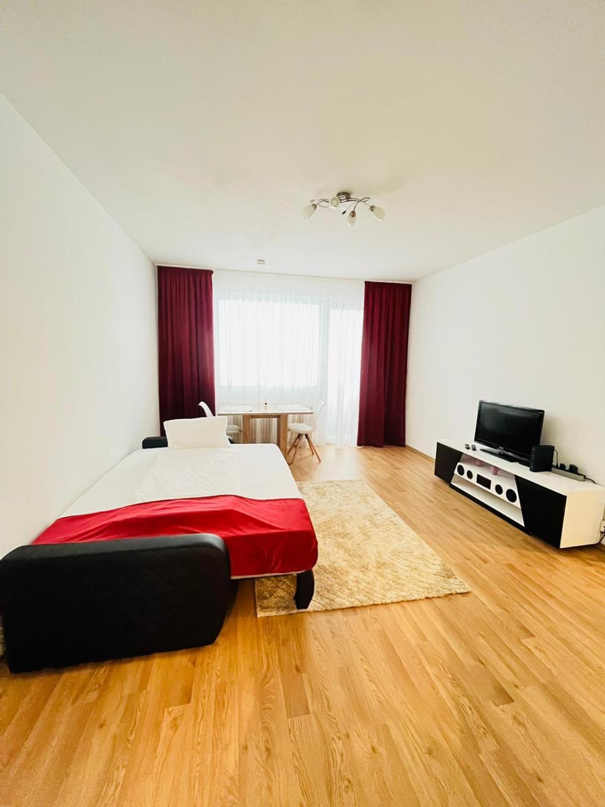 Magnifique Appartment Linz Exterior photo
